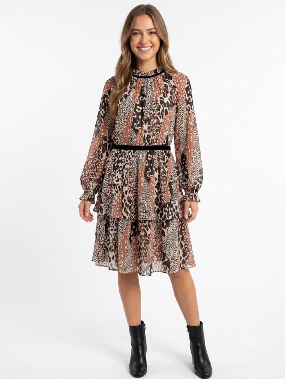 Donna Morgan Women’s Animal Print Long Sleeve Dress Tiered Ruffle